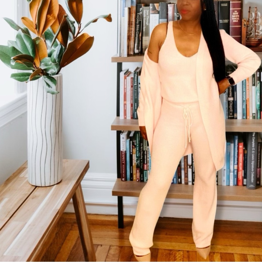 Blush 3PC Set
